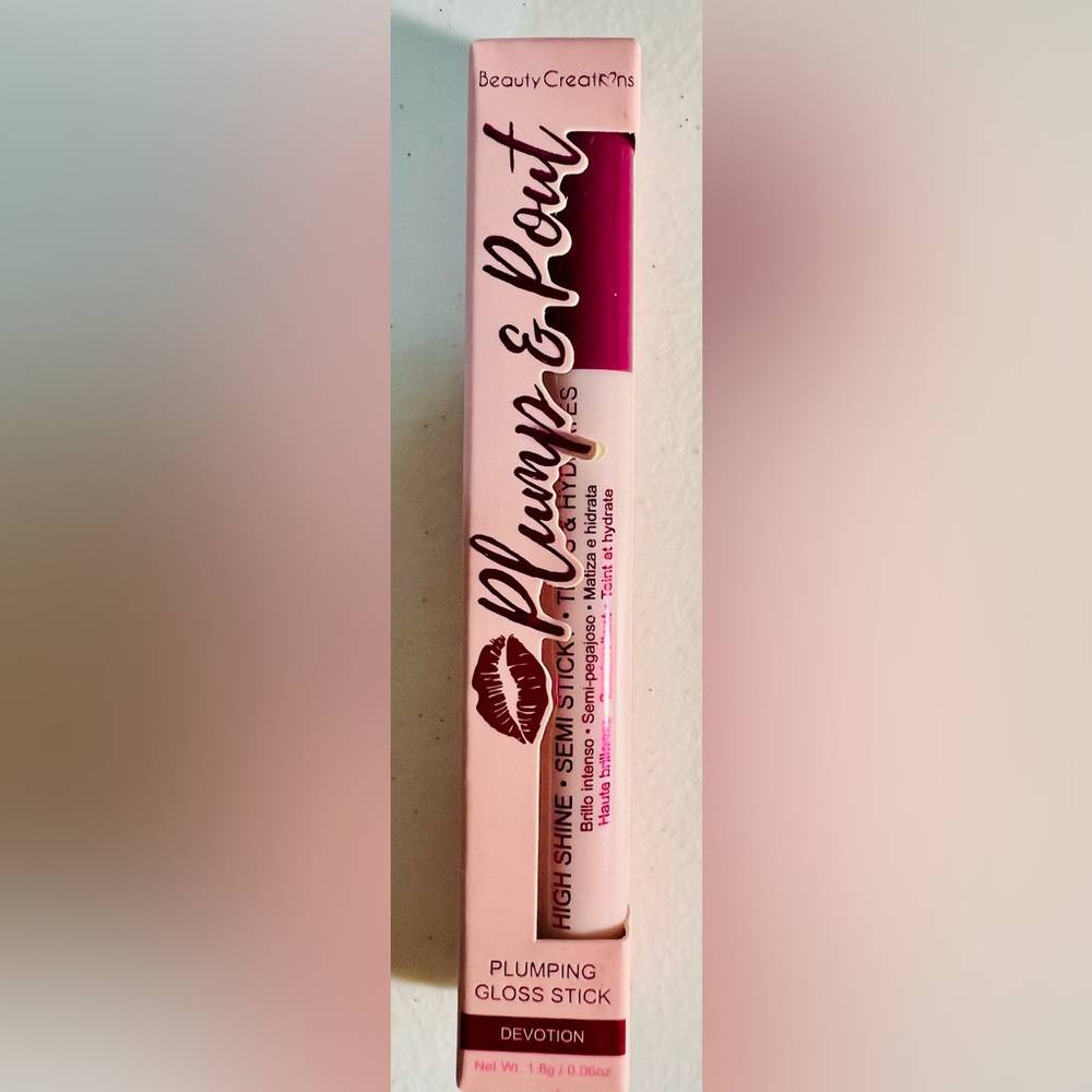 Plump Hydrating Lipstick - Pink